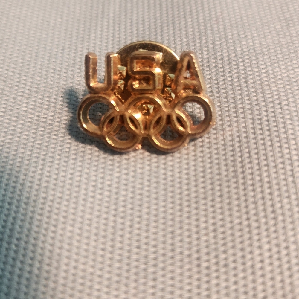 Vintage U.S.A. Olympic Five Ring Logo Gold Tone Metal Hat Lapel Pin 1/2" Pinback